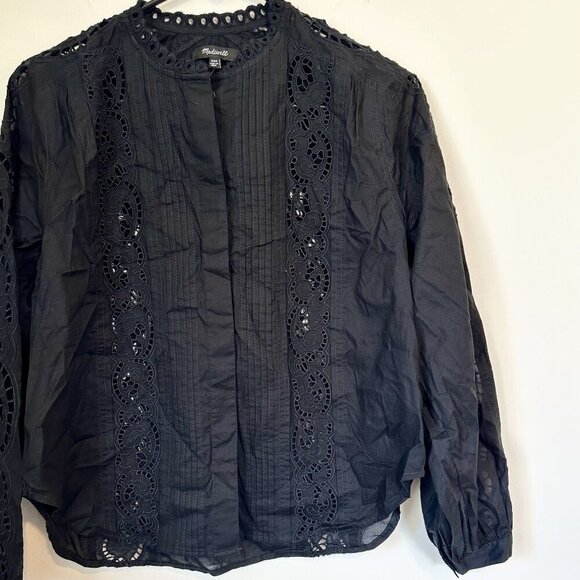NWT Madewell Black Lace-Inset Pintucked Button-Up Top - Size: XXS - Picture 3 of 13